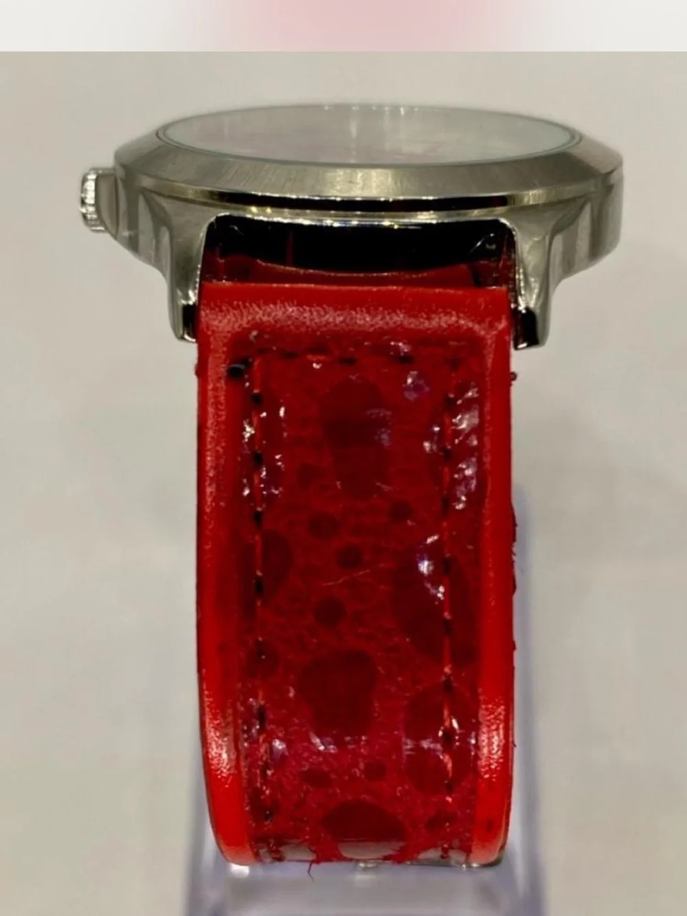 Men’s ^^^ M&M'S Ruby Red Analog Watch  / Red Character Dial “ Collectors ***